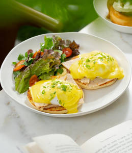 EGGS BENEDICT