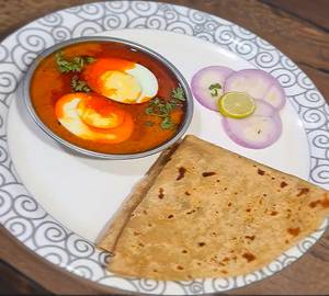 2 Chapati + Egg Curry