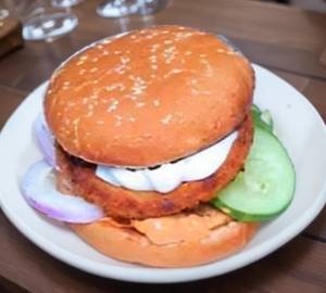 Herb and potato chilli burger