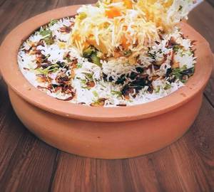 Smokey chicken biryani