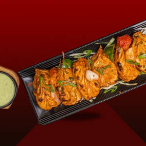 Tandoori Paneer Momos [6 Pieces]