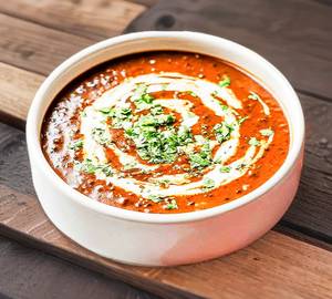 Dal Makhani + 6 Butter Roti + Raita + Salad +Papad