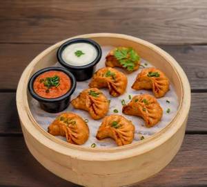 Paneer fried momos