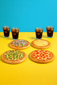 4 Pizza Value Combo