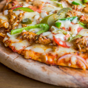 Tandoori Chicken Pizza
