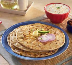 Desi Ghee Matar Paratha Thali