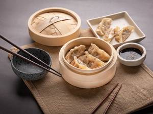 Classic Chicken Momo
