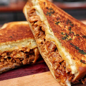 Shredded Chicken Sandwich