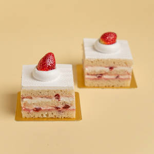 Fresh Strawberry Vanilla Pastry
