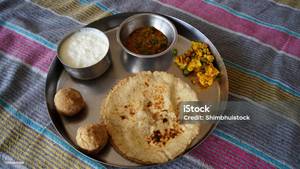 Simple paratha thali