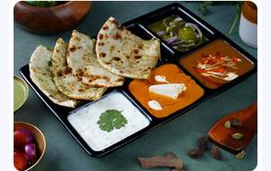 Veg Paneer Thali