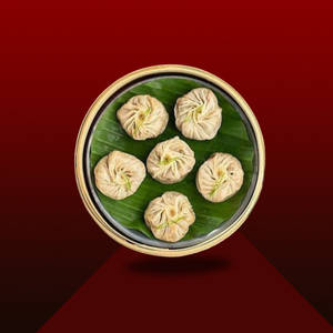 Soya Steamed Momos [8 Pieces]