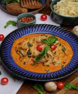 Arabitaaa! Creamy Kick Fettuccine Pasta