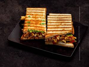 Paneer Chilly Grill Sandwich