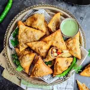 Cheese paneer samosa