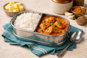 Butter chicken rice bowl