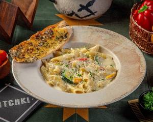 Alfredo Pasta (Chicken)