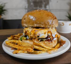 Spicy Smoked Chicken Cheeseburger