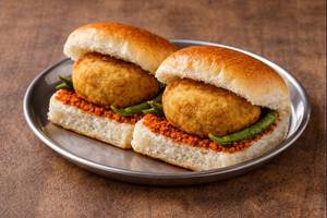 Vada Pav Plate