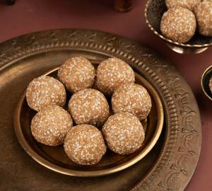 Nuvvulu laddu