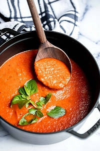 TOMATO BASIL SOUP