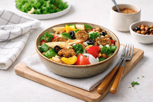 Falafel Ranch Salad