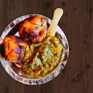 Spl ghee Aloo Litti with chutney/chokha