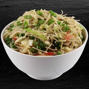 Veg Noodles (750 Ml)