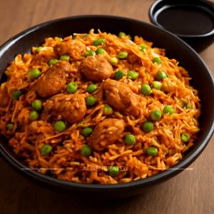 Chicken schezwan fried rice                          