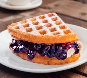 Blueberry Cheese Cream