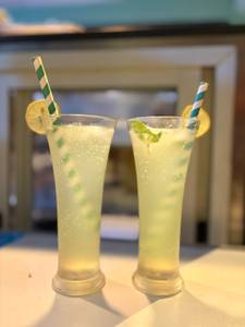 Virgin mojito