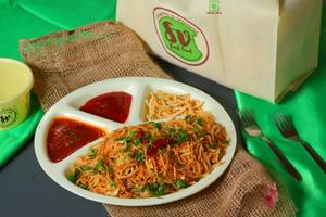 VEG CHILLI GARLIC NOODLES