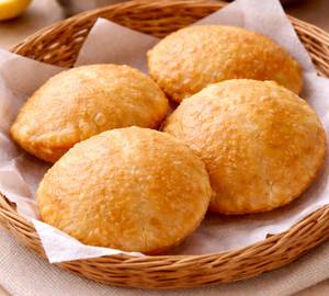 4 Poori ( Atta )