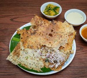 Onion Rava Masala Dosa