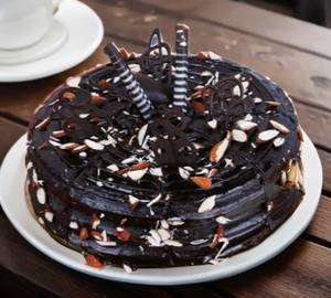Delicious Chocolate Almond Cake