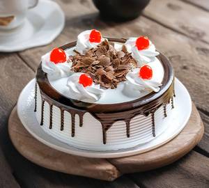 Black forest eggless [1 pound]