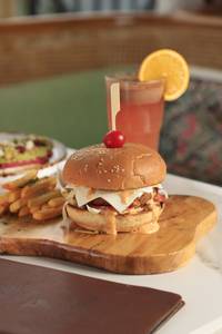 Smash Chicken & Cheese Burger