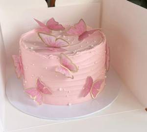 Beautiful Chocolate Butterfly Eggless Cake