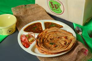Chole + Laccha Paratha