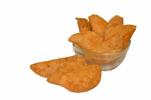 Achari Gujiya 250g