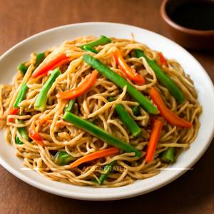 Veg Hakka Noodles