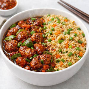 Fried Rice With Chilli Chicken