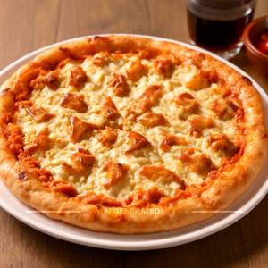 Chicken cheese pizza