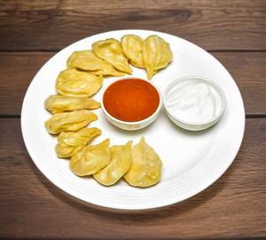 Steamed momos paneer