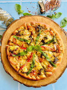 Basil Pizza