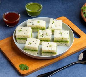 Sandwich Dhokla (250 Grams)