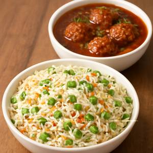 Veg. Fried Rice With Veg. Manchurian Gravy