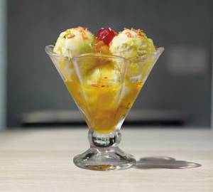 Pineapple sundae
