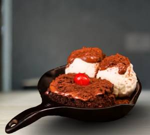 Nutella brownie sundae