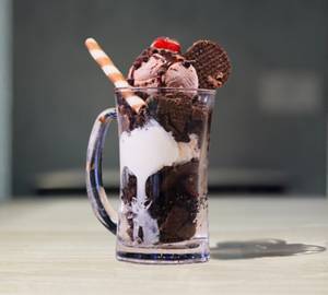 Oreo Choco Sundae
